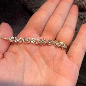 Beautiful adjustable gold bracelet